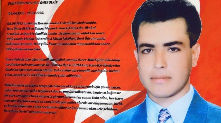 Şehit öğretmen Hacı Ömer Serin kabri başında dualarla anıldı
