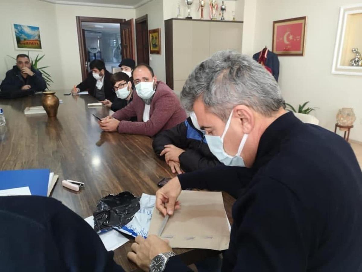 Avşa&rsquo;da roman vatandaşlar i&ccedil;in prefabrik ev