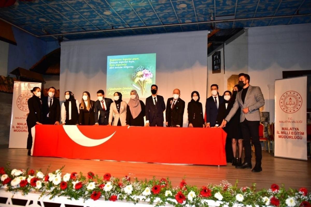 Aday &ouml;ğretmenlerde yemin heyecanı