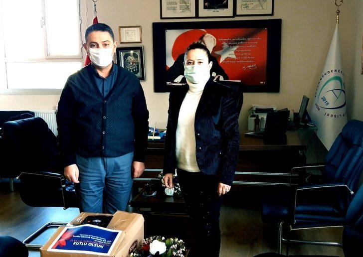 Muhtar Çamoğlu, öğretmenleri unutmadı G2