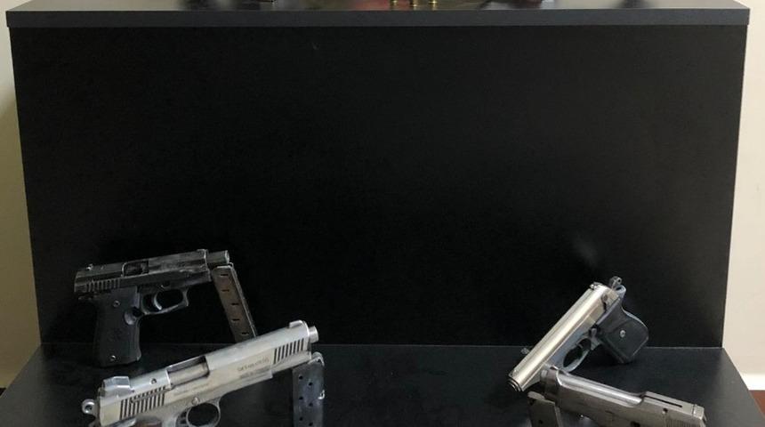 Plakasız motosiklet cephanelik gibi &ccedil;ıktı