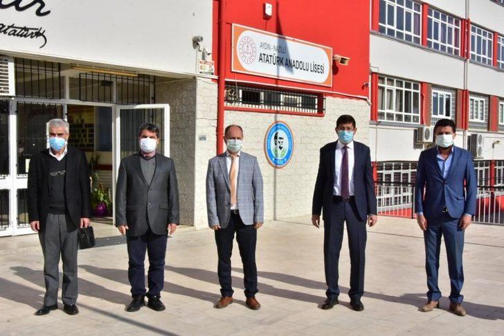 Nazilli Belediye Başkanı Özcan, güne ilkokul öğretmenini ziyaret ederek başladı G2