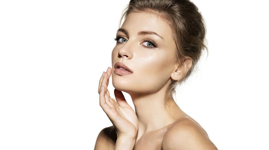 Yüz gençleştirmede kombine yüz estetiği
