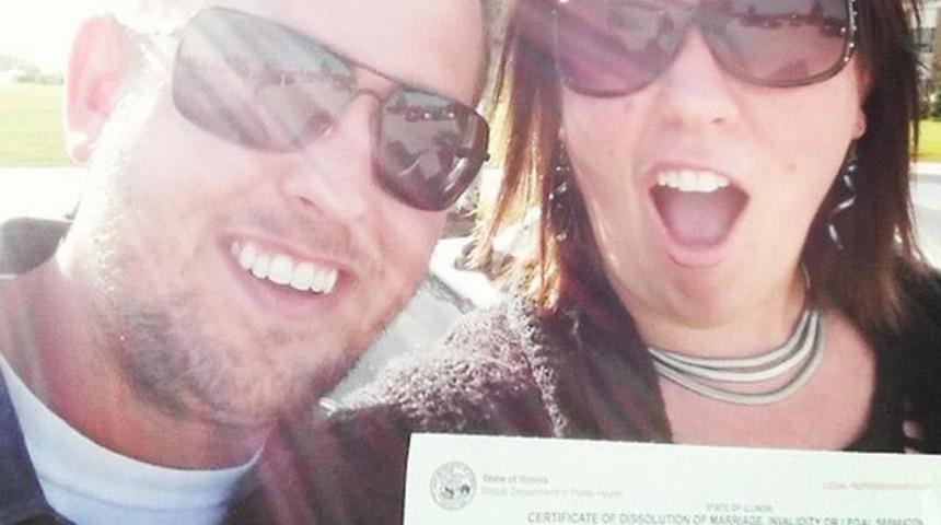 Sosyal medyanın yeni akımı: Boşanma selfie'si!