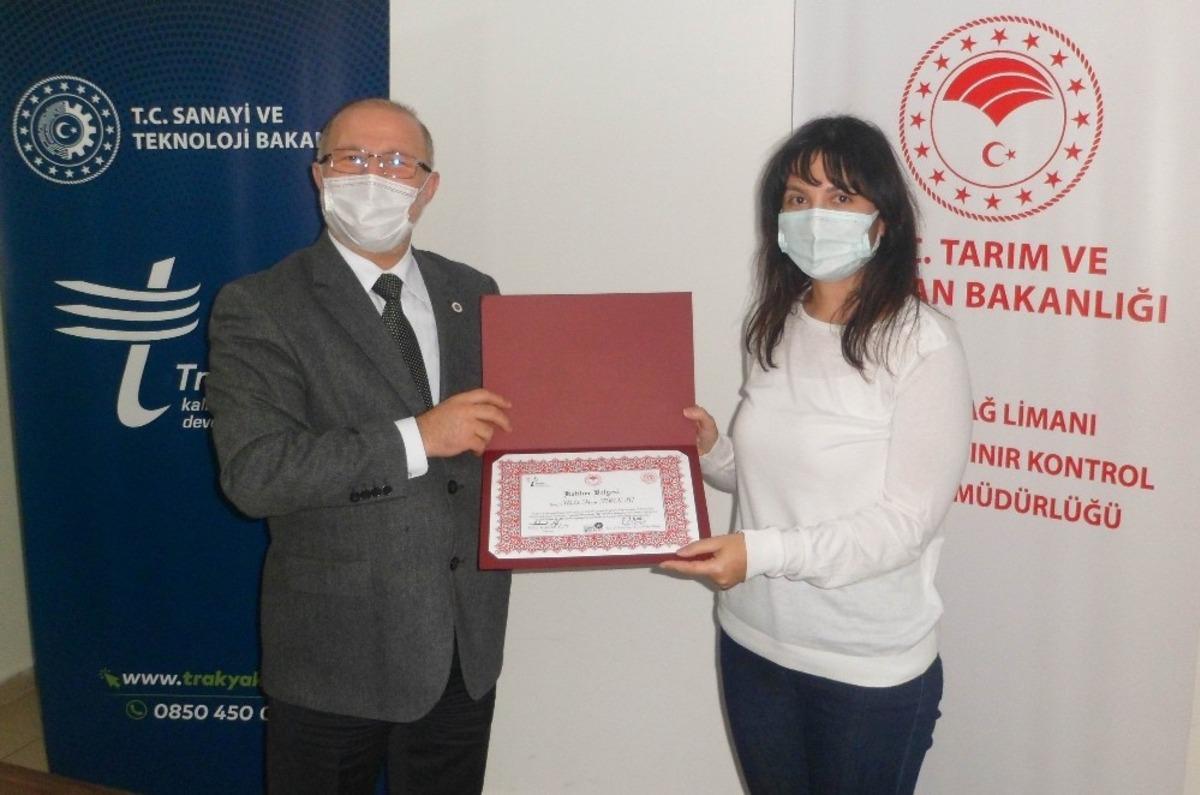 Sınır kontrol g&ouml;revlilerine "G&uuml;mr&uuml;k Mevzuatı" eğitimi