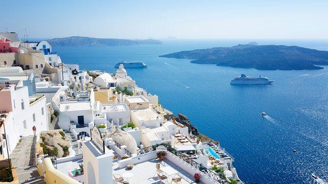 Santorini Adası’nda Yapılması Gereken 5 Şey