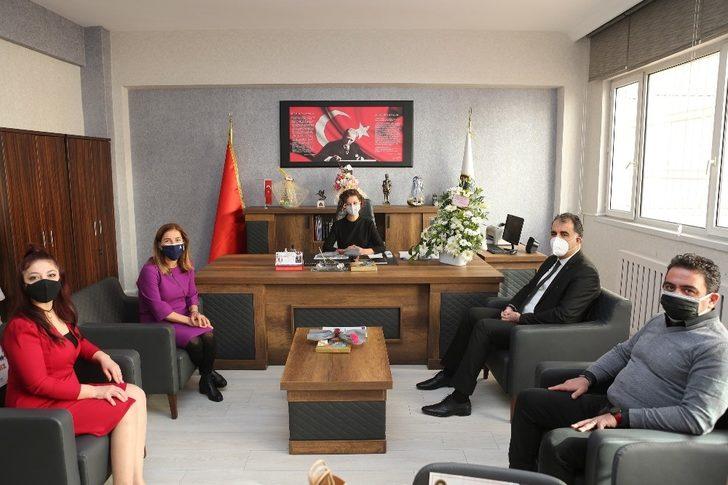 GKV Özel Okulları’nda Öğretmenler Günü kutlandı G3