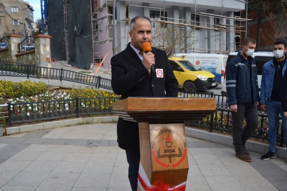 Biga&rsquo;da &Ouml;ğretmenler G&uuml;n&uuml; kutlandı