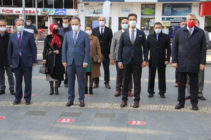 Müdür Esen: “İnsanlığın en masum yanını işleyen öğretmendir” G2