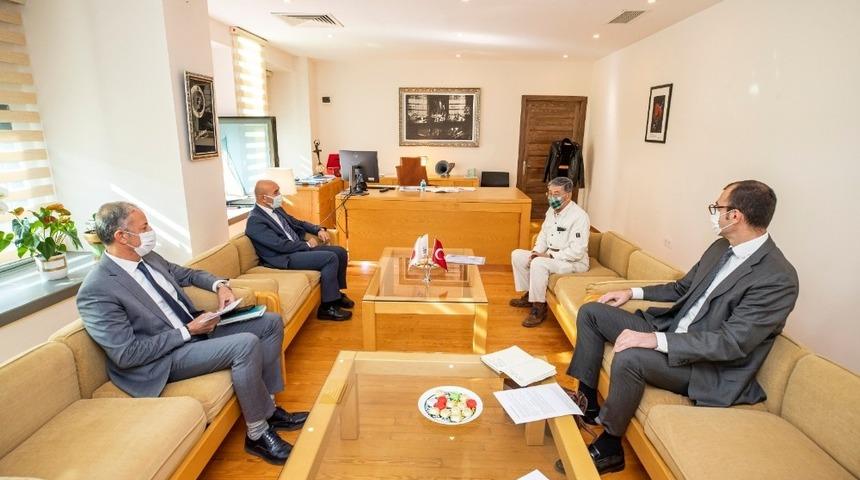 Japonya&rsquo;dan İzmir&rsquo;e deprem desteği