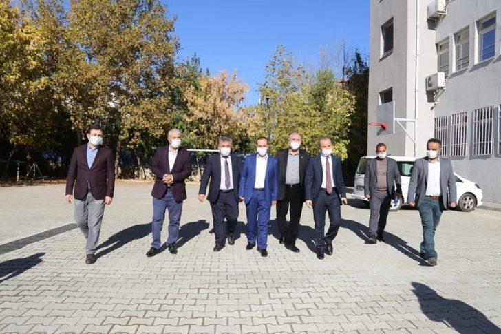 Başkan Kılınç 5 bin öğretmene kitap hediye etti G2