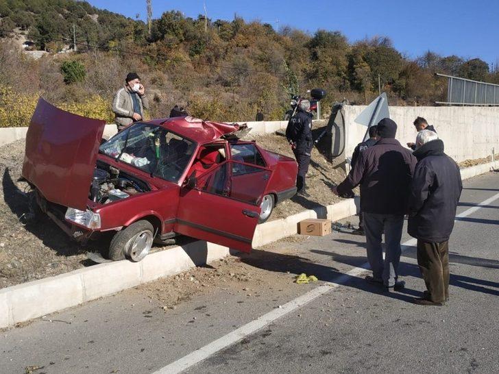 Sivas’ta otomobil takla attı: 4 yaralı G2