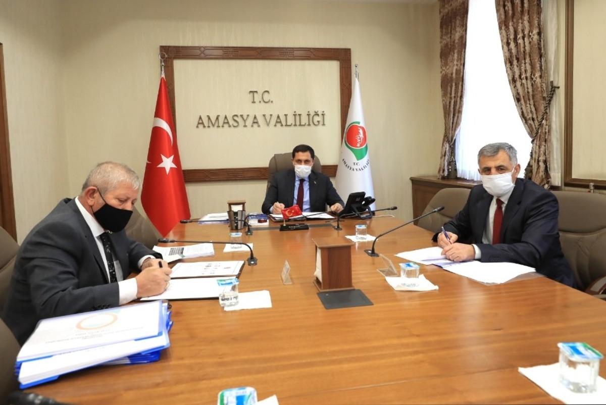 Amasya&rsquo;da Yeşilırmak&rsquo;ı cazibe merkezi yapacak proje i&ccedil;in imzalar atıldı