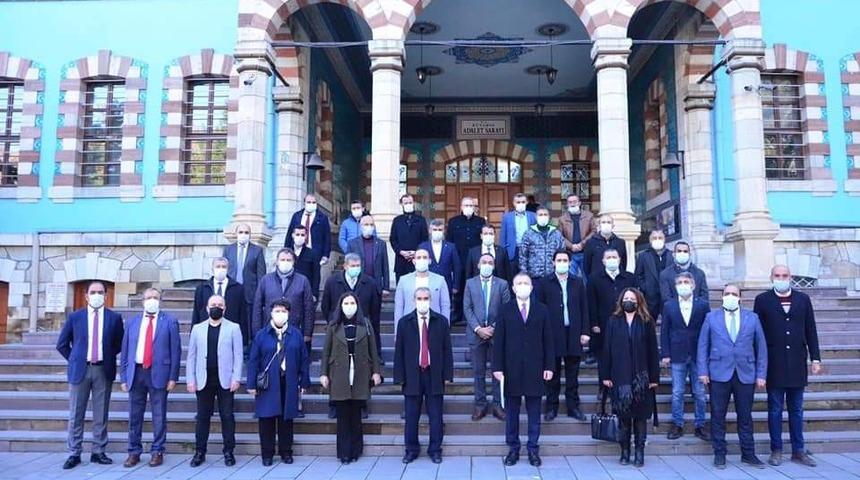 K&uuml;tahya&rsquo;da AK Parti&rsquo;nin yeni y&ouml;netimi g&ouml;reve başladı