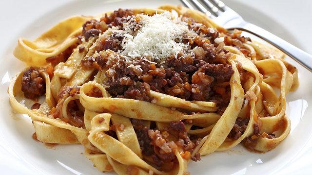 Bolognese Soslu Tagliatelle nasıl yapılır? İşte MasterChef bolognese soslu tagliatelle tarifi, malzemeleri ve püf noktası