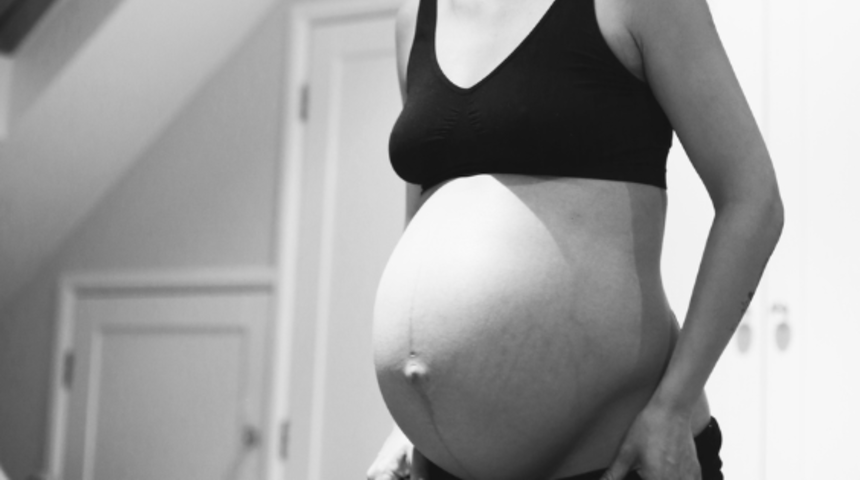 Birka&ccedil; haftalık hamilesin denildi tuvalete geldiğinde...