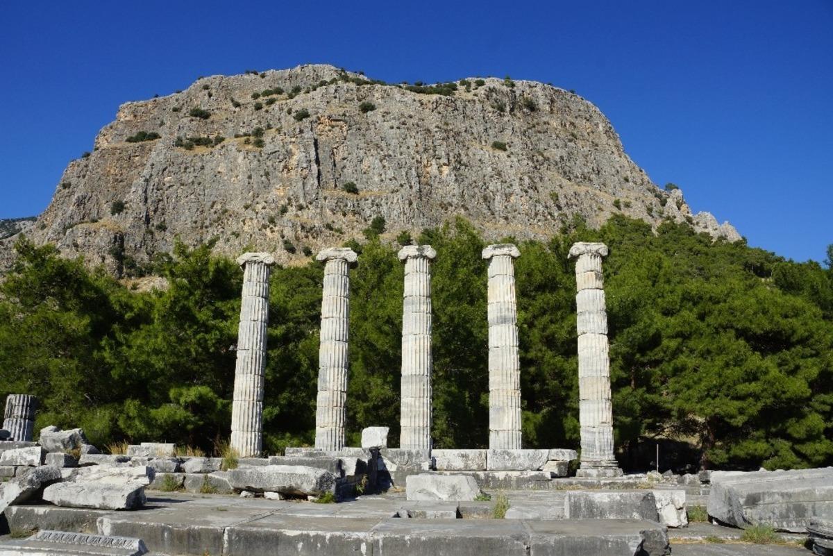 M.&Ouml;. 4.y&uuml;zyılda kurulan ilk planlı şehir, Priene