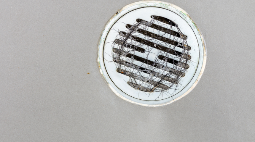 Gece yatmadan &ouml;nce mutlaka yapın! Kanalizasyona tuzlu karışımı d&ouml;kt&uuml;ğ&uuml;n&uuml;zde...