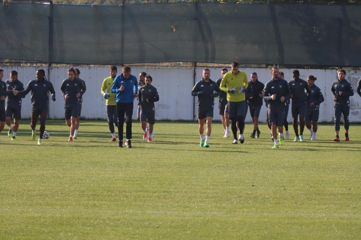 Ligde k&ouml;t&uuml; giden Denizlispor, kupada erken havlu attı