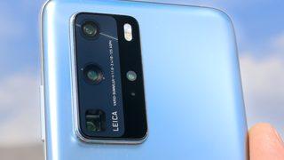 Huawei sıvı lens teknolojisine geçebilir!
