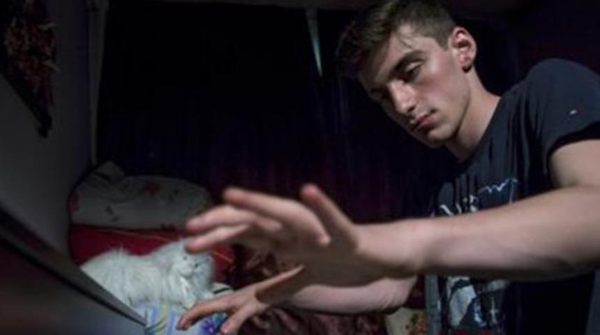 Gecekondudan y&uuml;kselen piyano resitalleri: Mozart'la aynı kulağa sahip otizmli Yunus'un hikayesi