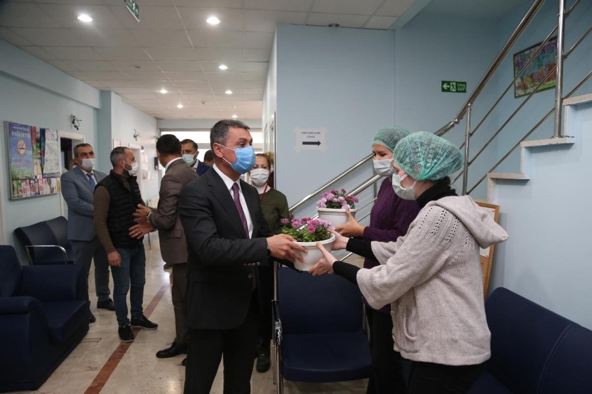 G&ouml;lbaşı Belediye Başkanı&rsquo;ndan Filyasyon ekine s&uuml;rpriz