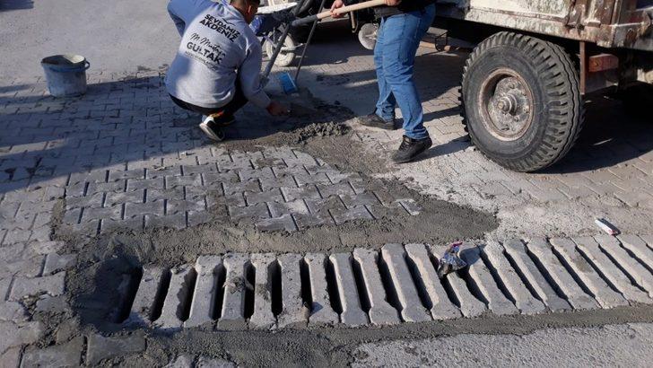 Akdeniz’de Fen İşleri ekipleri aralıksız çalışıyor G2