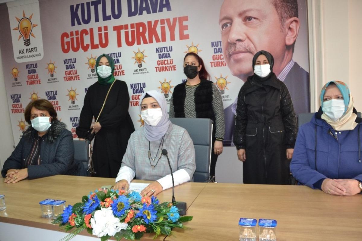 AK Partili kadınlardan şiddete tepki