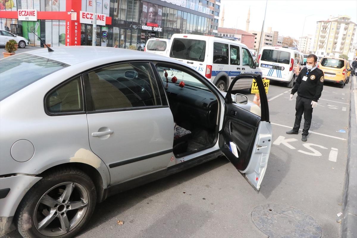 Silahla yaraladığı arkadaşını hastane &ouml;n&uuml;ne bırakıp ka&ccedil;tığı iddiası