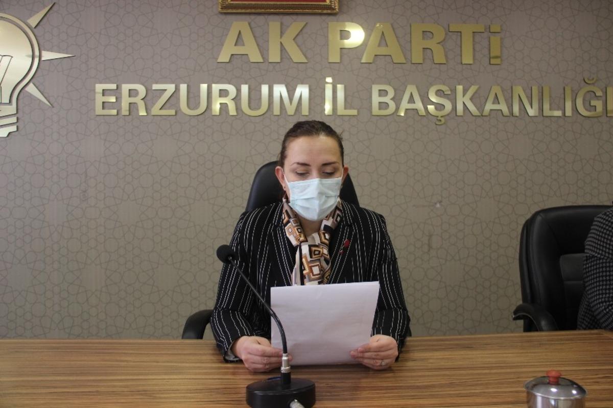 Ayşe Deniz &Ccedil;elik: &ldquo;Kadınlara Karşı Ayrımcılık Irk&ccedil;ılıktan Beterdir&rdquo;