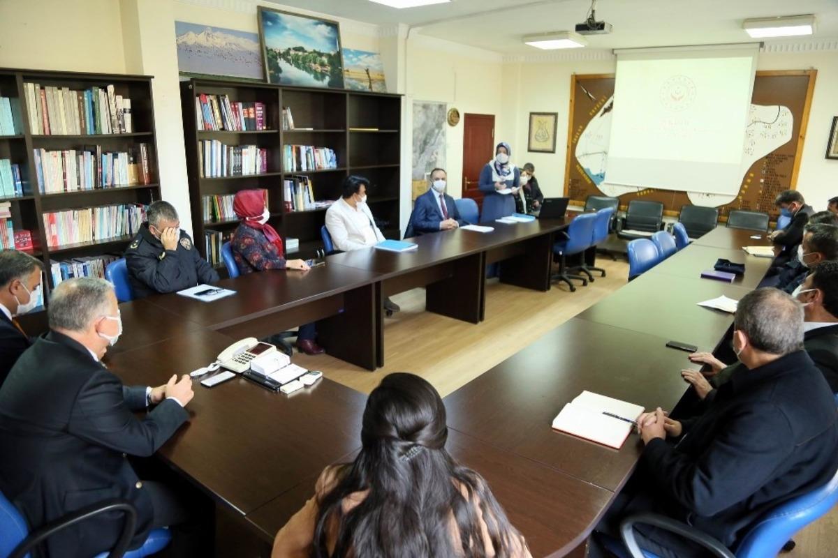 Develi&rsquo;de kadına y&ouml;nelik şiddet toplantısı yapıldı