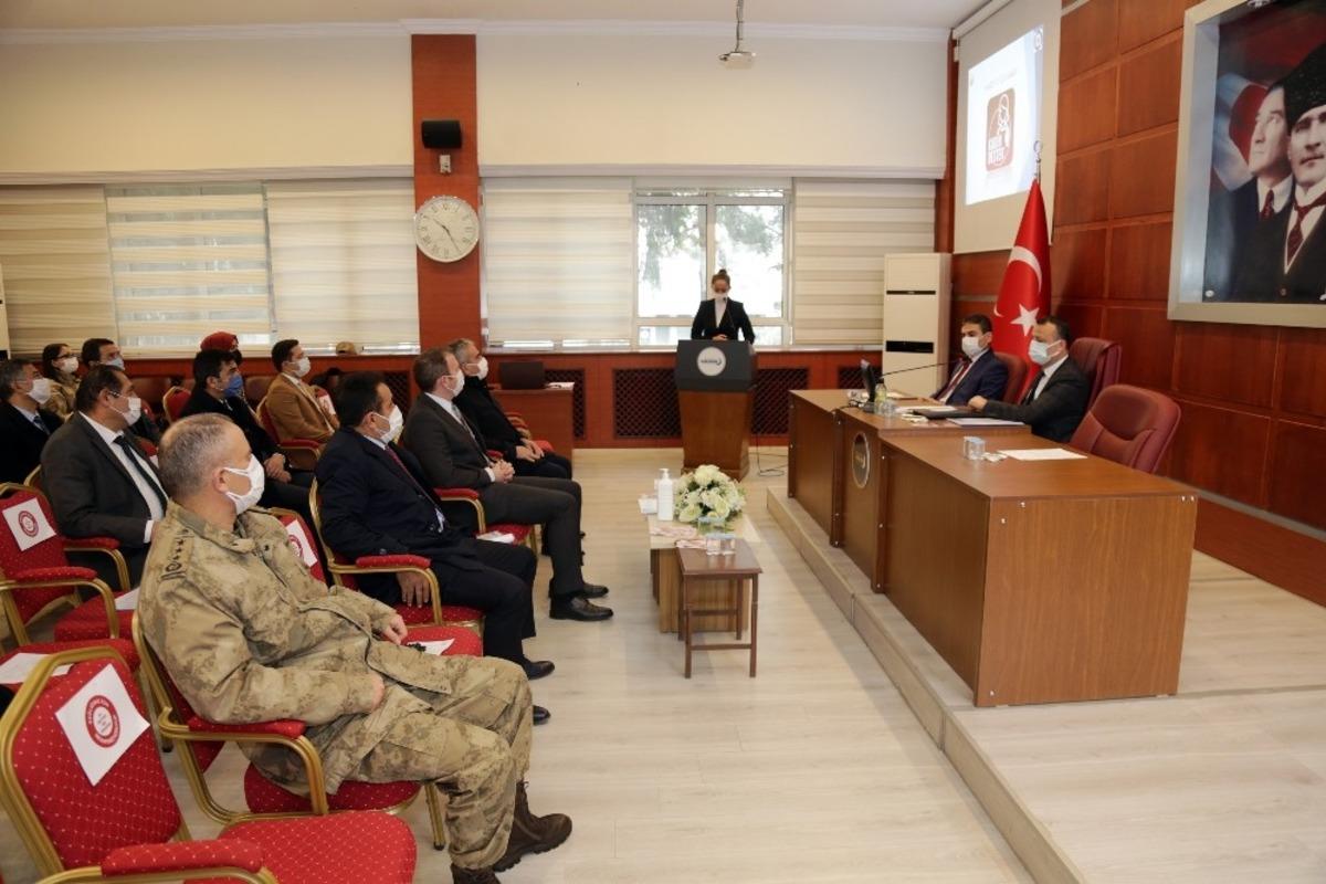 G&uuml;m&uuml;şhane&rsquo;de kadına y&ouml;nelik şiddetle m&uuml;cadele il koordinasyon kurulu toplantısı yapıldı