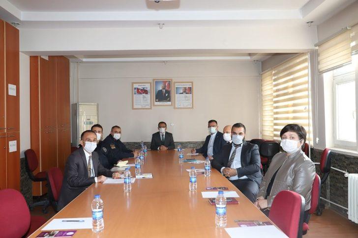 Alaşehir’de Kadına Yönelik Şiddetle Mücadele toplantısı G2