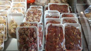 Merdiven altı tavuk parçalayan 4 işletmeye 111 bin TL para cezası