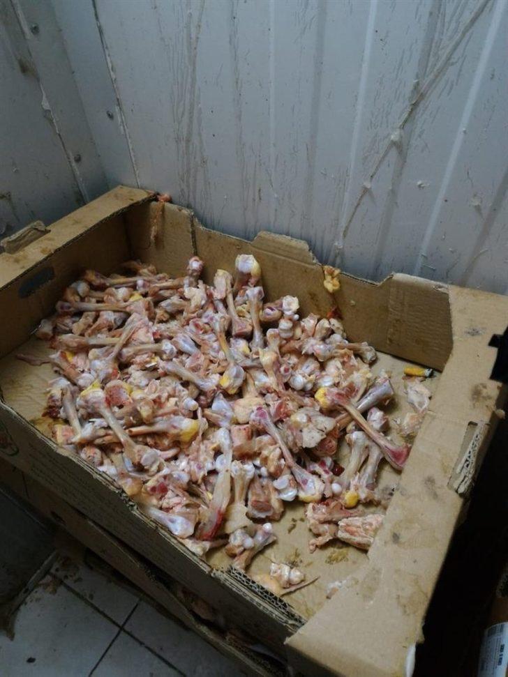 Kayseri’de merdiven altı tavuk parçalayan 4 işletmeye 111 bin TL para cezası G4