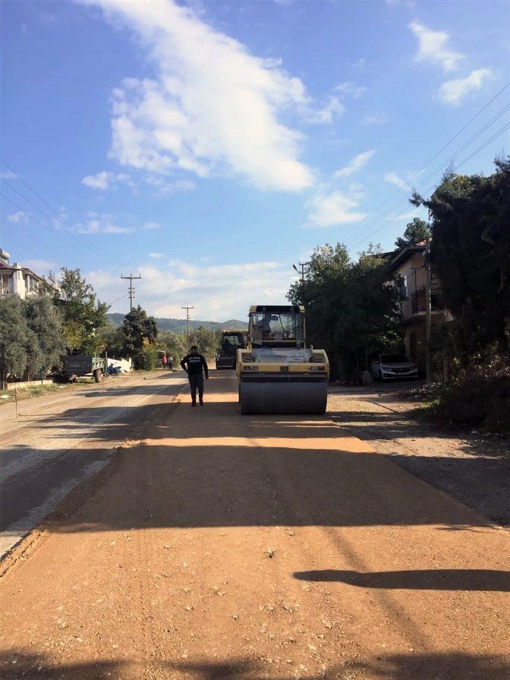 Fethiye Esenköy yolu asfaltlanıyor G3
