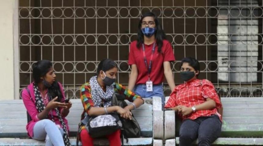 Hindistan'da kadınların din değiştirmesini hedefleyen evlilikler yasaklandı