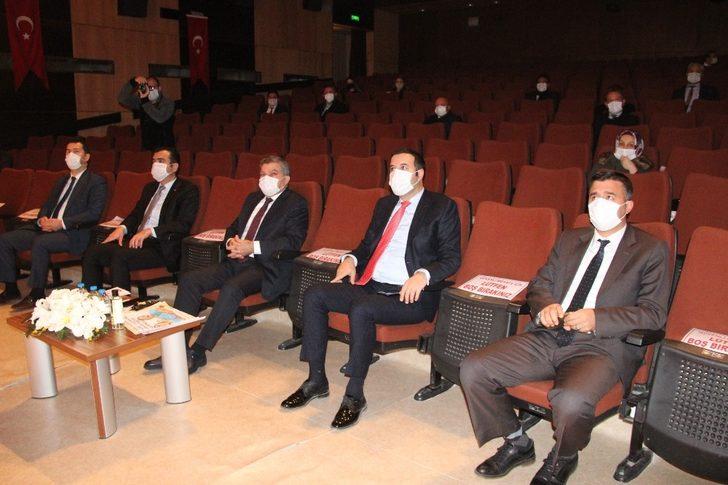 Karaman’da Kadına Yönelik Şiddetle Mücadele Değerlendirme Toplantısı yapıldı G1