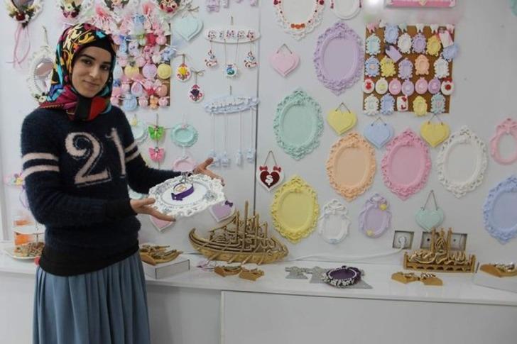 Siirtli genç kızlar kazançlarını taştan çıkartıyorlar G5