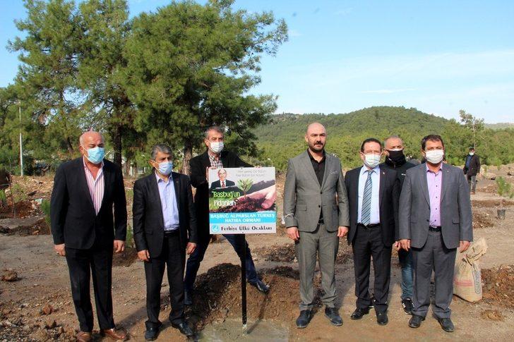 Fethiyeli Ülkücüler, Alparslan Türkeş anısına fidan dikti G4