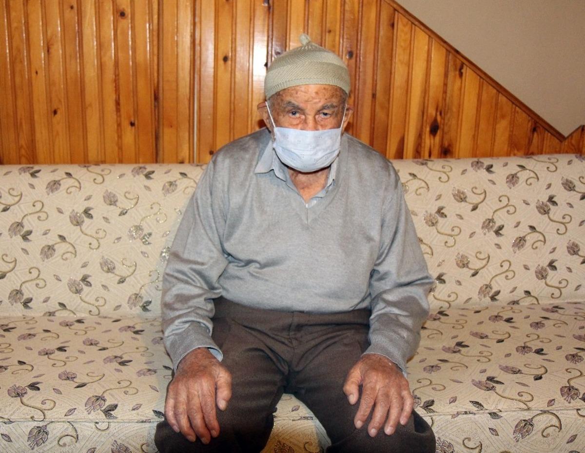 61 torun sahibi 93&rsquo;l&uuml;k dede korona vir&uuml;s&uuml; yendi