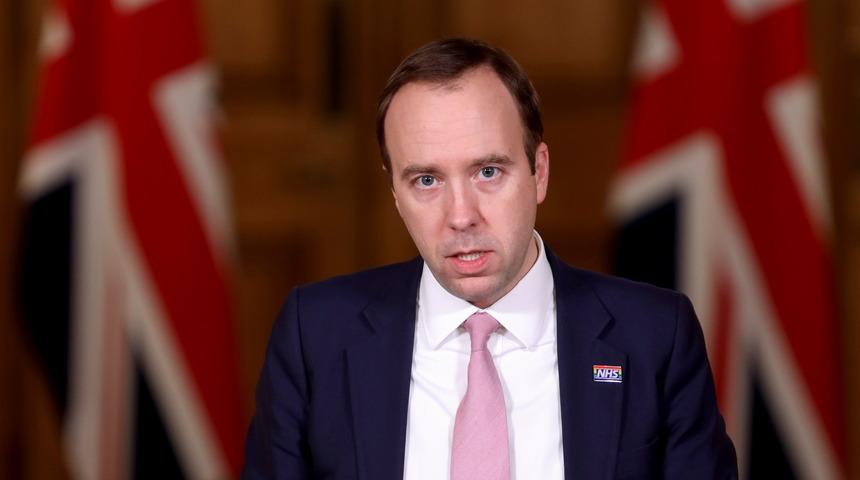 İngiltere Sağlık Bakanı Noel'le ilgili soruya 'inşallah' dedi 