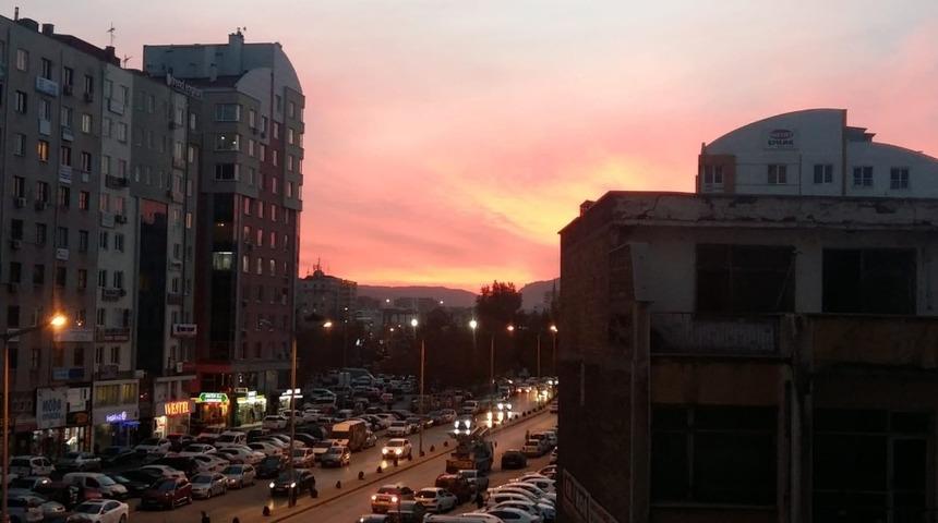 Kayseri&rsquo;de g&uuml;n batımı b&uuml;y&uuml;ledi