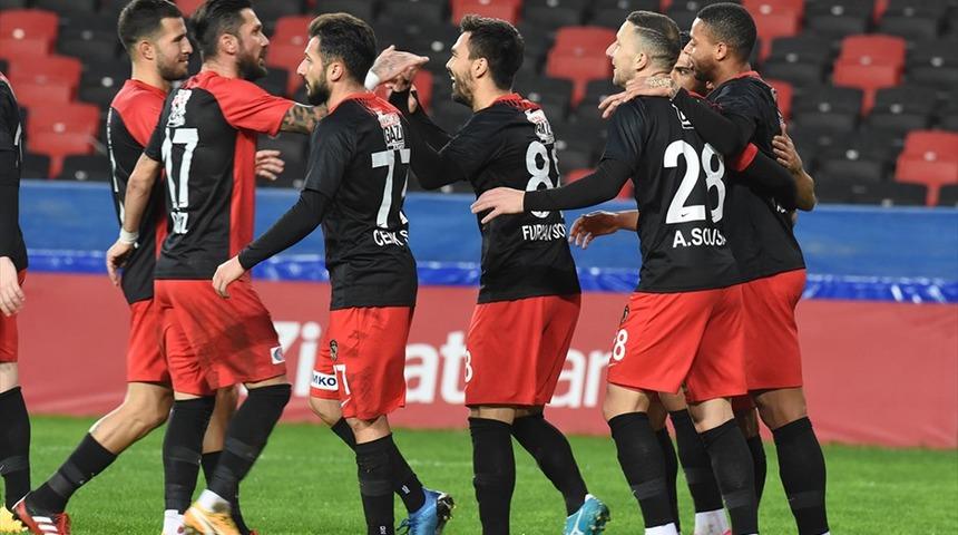 Gaziantep FK: 3 - Serik Belediyespor: 0 (Maç Sonucu)