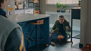 Sadakatsiz 8. son bölüm final sahnesinde Asya'dan Volkan'a büyük tuzak! Ali'nin yaşamasına izin veremezdim  