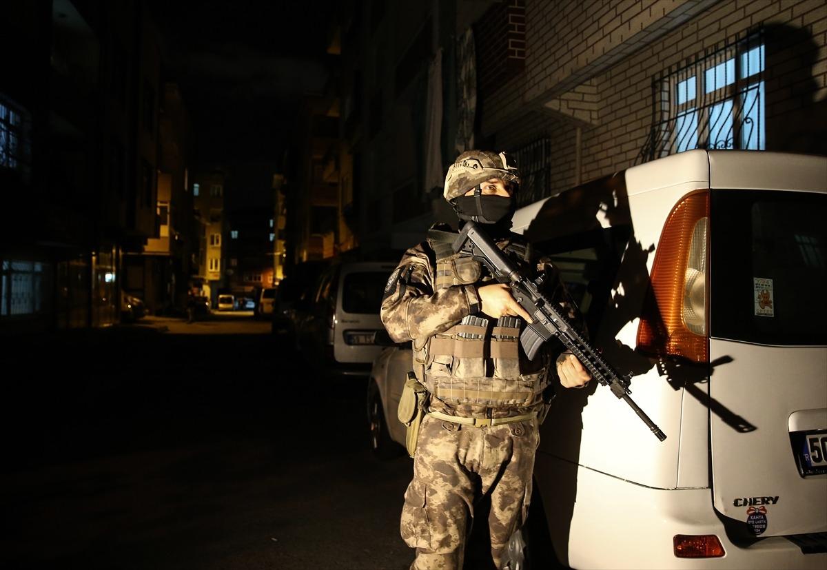 İstanbul'da ter&ouml;r &ouml;rg&uuml;t&uuml; PKK/KCK'ya y&ouml;nelik operasyonda &ccedil;ok sayıda ş&uuml;pheli yakalandı