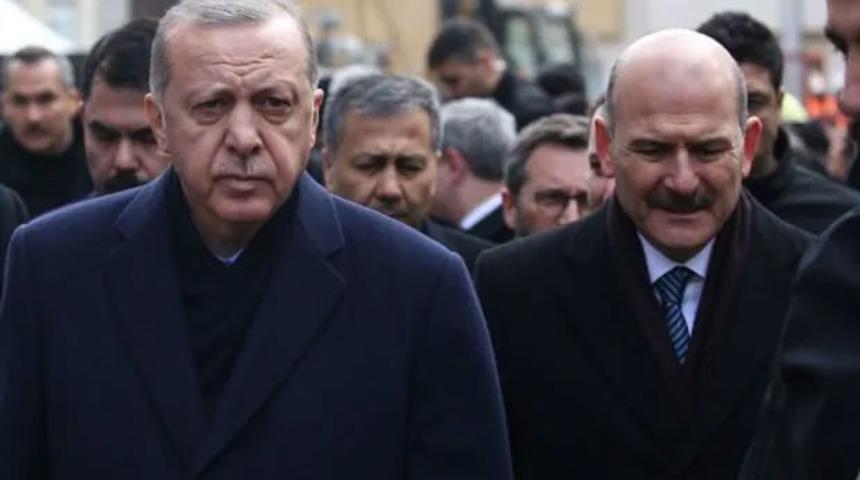 Dikkat çeken iddia: Cumhurbaşkanı Erdoğan Arınç'la ilgili konuşurken Bakan Soylu not alıyordu