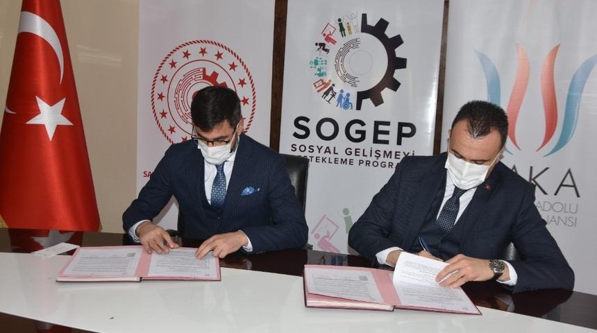 Bitlis Belediyesi ve DAKA&rsquo;dan yerli tohum ve y&ouml;resel &uuml;r&uuml;n &uuml;retimine destek