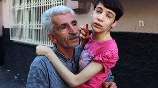 Hatay'da dehşet! Engelli kızının ellerini iple bağlayıp rehabilitasyon merkezine götürmüş