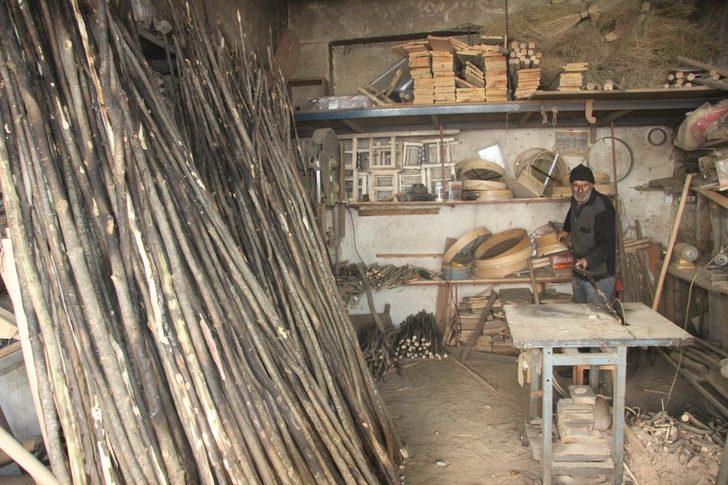 Aydın’da ’zeytin sırıkları’ teknolojiye karşı direniyor G2